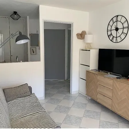 Appartement T2 En Bord De Mer Roquebrune-Cap-Martin Buitenkant foto